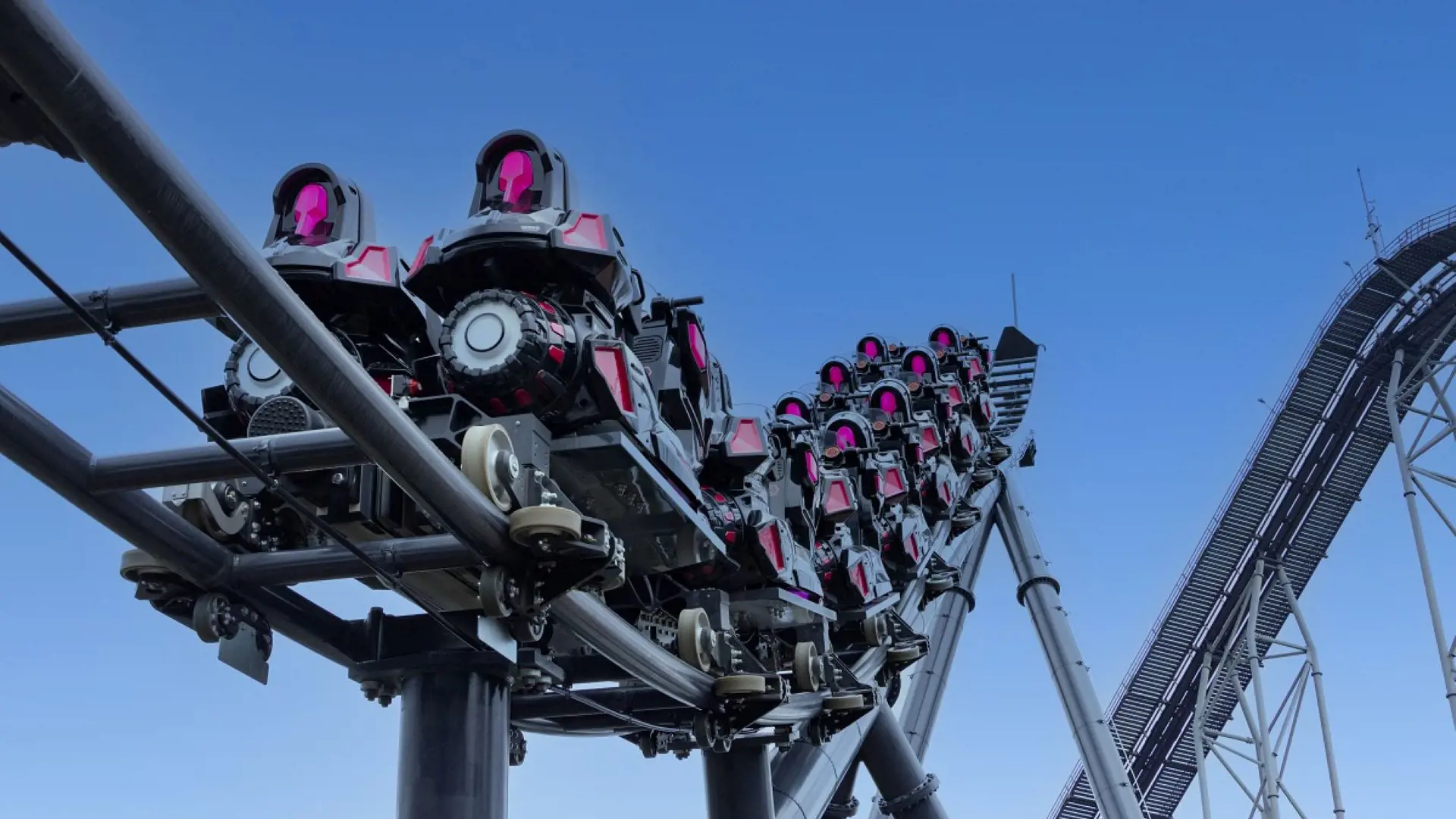 Fuji-Q Highland Pass - Photo 35