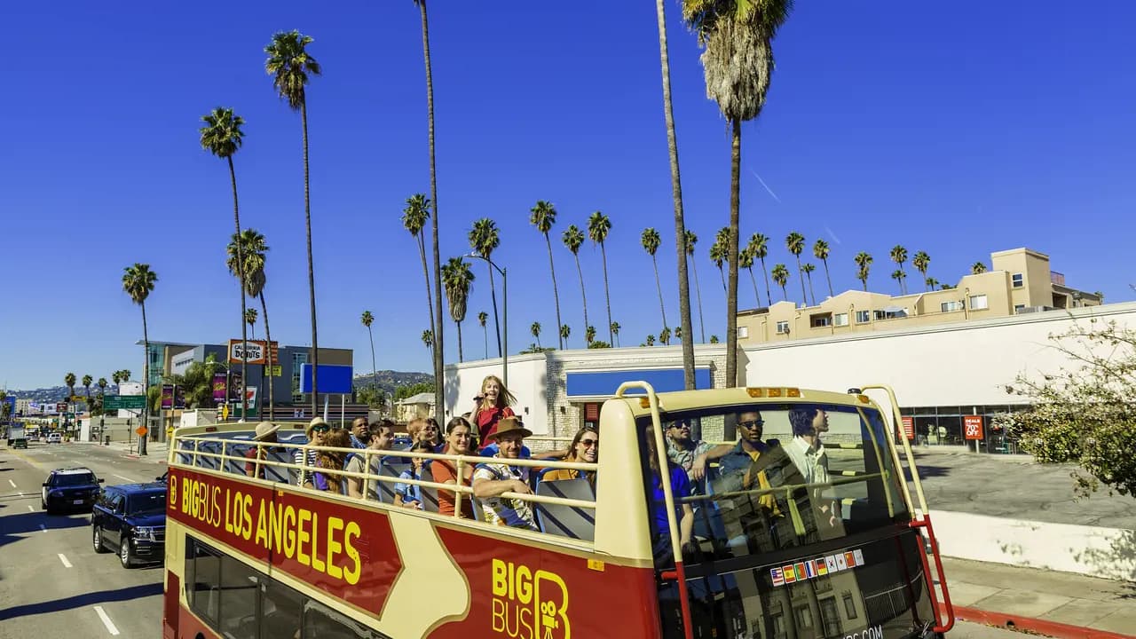 Big Bus Los Angeles Hop-on Hop-off Bus Tour - Photo 6